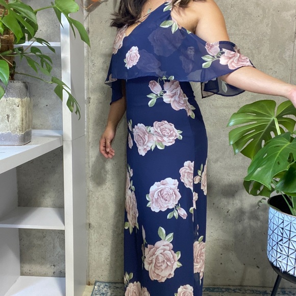 Lulus navy blue floral print maxi dress - Picture 2 of 5